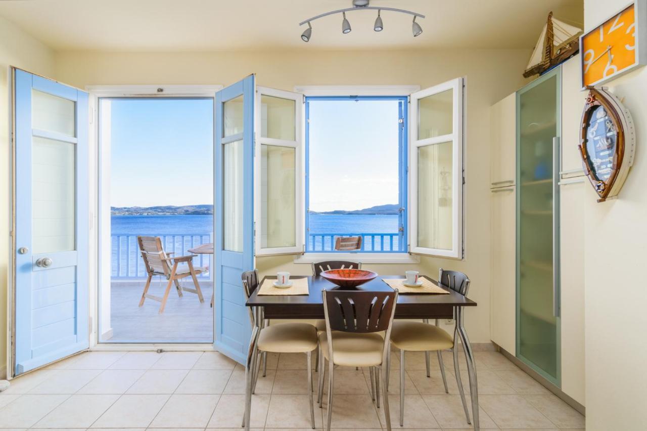 Il Porto Di Milos Adamantas  Bagian luar foto