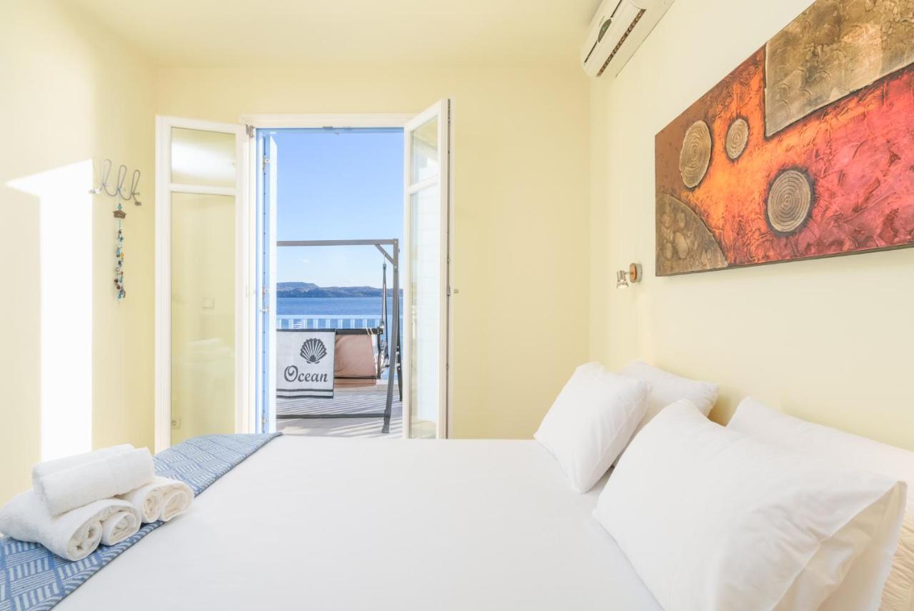 Il Porto Di Milos Adamantas  Bagian luar foto